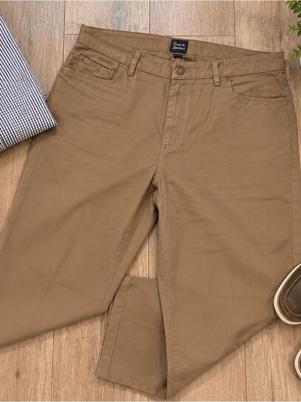 Texas Standard Khaki Chinos - Men’s 40 x 32 Classic Style - Excellent Condition